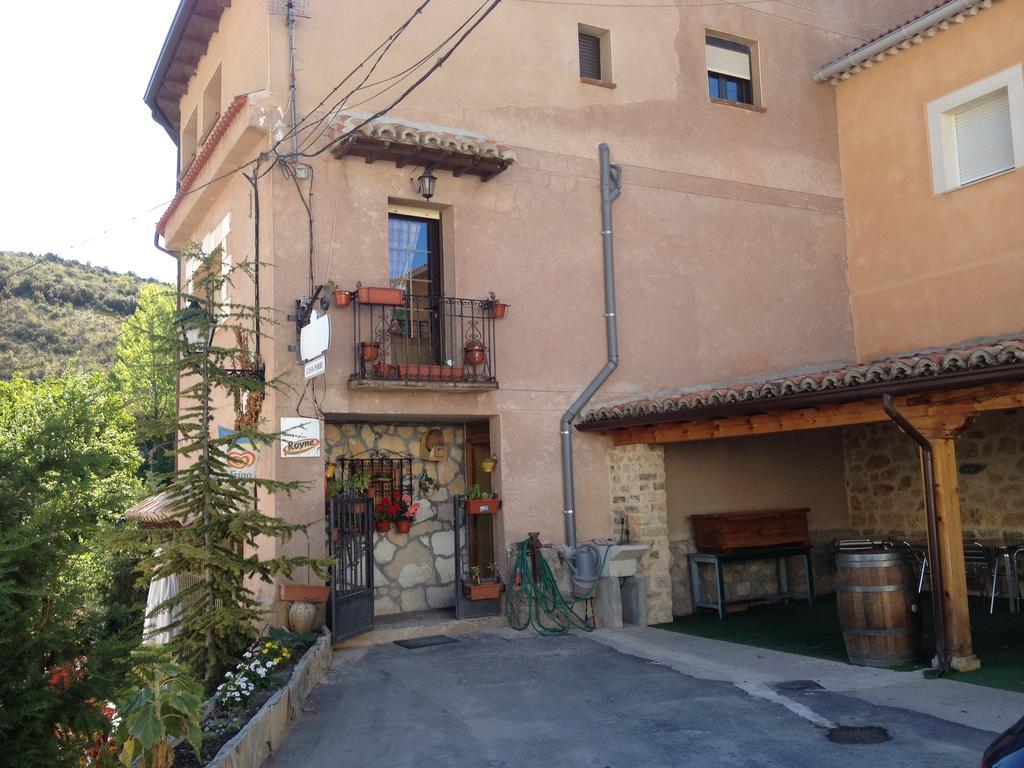 Hospedaje Rural Casa Parri Poveda de la Sierra المظهر الخارجي الصورة