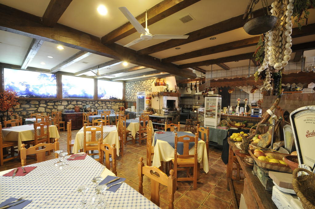 Hospedaje Rural Casa Parri Poveda de la Sierra المظهر الخارجي الصورة